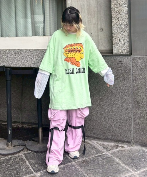 Candy Stripper(キャンディストリッパー)の「RUSH CHICK BIG BIG Tシャツ(Tシャツ/カットソー・レディース・ブラック/オフホワイト/ライトグリーン/ブルー・FREE)」の19枚目の写真