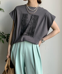 【新品】DouDou 透け感 ロゴプリントTシャツ Web完売品！ 新品】DouDou 透け感 ロゴプリントTシャツ Web完売品！ - メルカリ