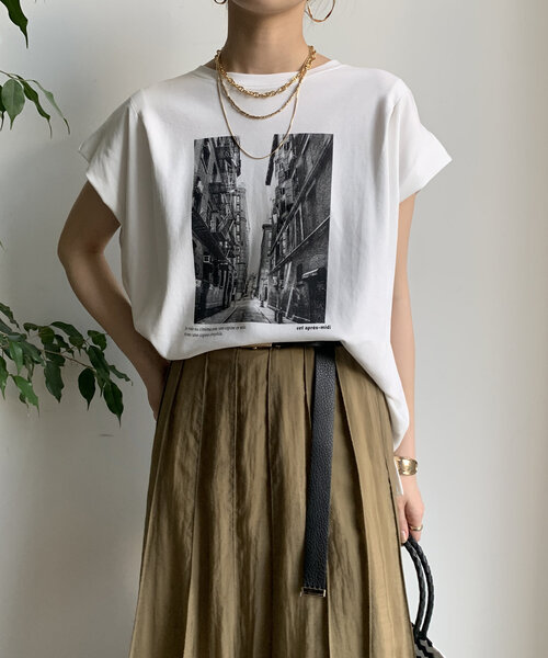 DouDouエンボスバックジップTEE DouDou tシャツ エンボスバックジップTEE レディース : ZOZOTOWN