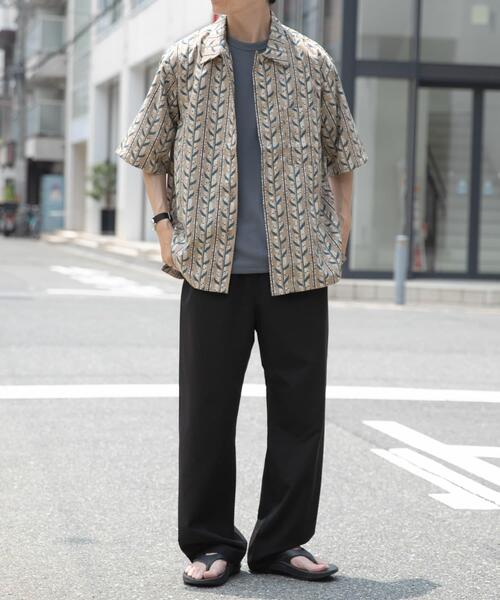 ITEMS URBANRESEARCH(アイテムズ アーバンリサーチ)の「リーフプリントオープンカラー半袖シャツ(シャツ/ブラウス・メンズ・ブラウン/ブラック/ベージュ・LARGE/MEDIUM)」の7枚目の写真
