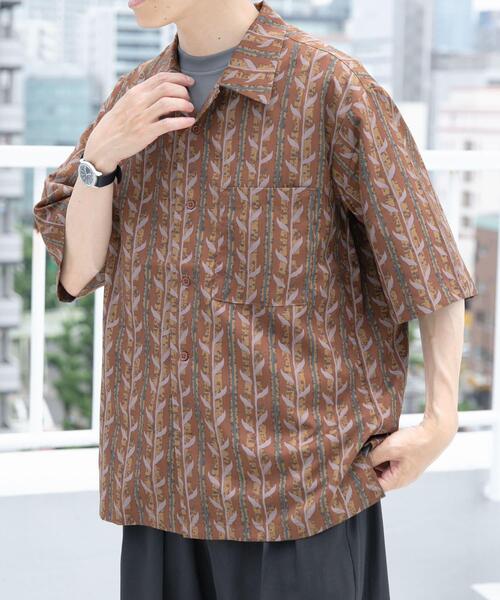 ITEMS URBANRESEARCH(アイテムズ アーバンリサーチ)の「リーフプリントオープンカラー半袖シャツ(シャツ/ブラウス・メンズ・ブラウン/ブラック/ベージュ・LARGE/MEDIUM)」の18枚目の写真