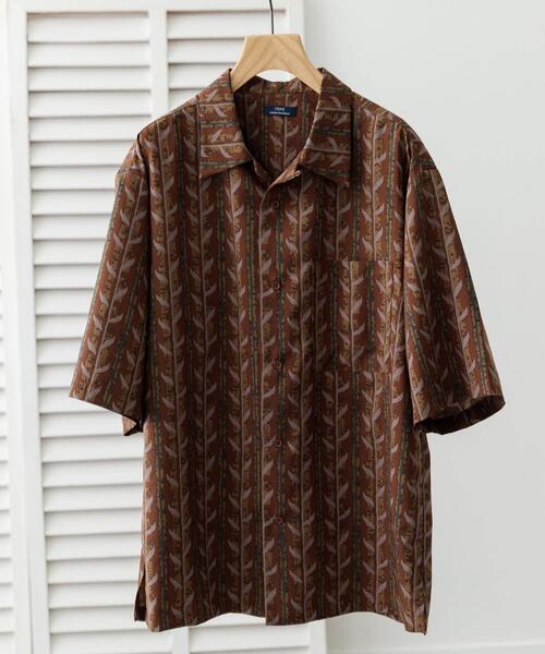 ITEMS URBANRESEARCH（アイテムズ アーバンリサーチ）の「リーフプリントオープンカラー半袖シャツ（シャツ/ブラウス・メンズ・ブラウン/ブラック/ベージュ・LARGE/MEDIUM）」の5枚目の写真