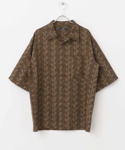 ITEMS URBANRESEARCH（アイテムズ アーバンリサーチ）の「リーフプリントオープンカラー半袖シャツ（シャツ/ブラウス・メンズ・ブラウン/ブラック/ベージュ・LARGE/MEDIUM）」の6枚目の写真