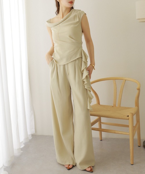 LAULEN(ローレン)の「asymmetry side ruffle setup /サイド ラッフル アシンメトリー セットアップ(セットアップ・レディース・アイボリー/ベージュ・M/S)」の8枚目の写真