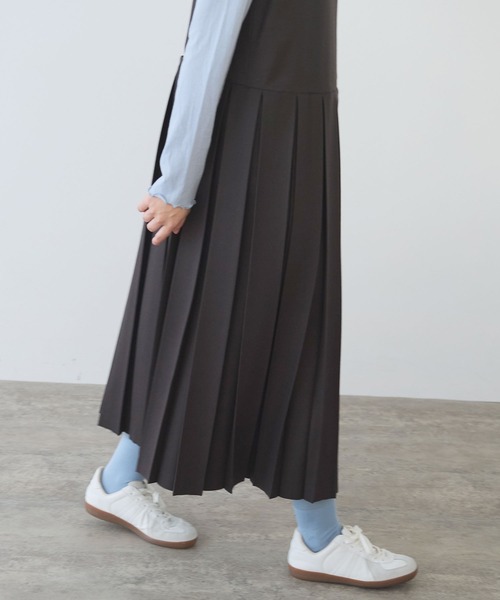 bulle de savon（ビュルデサボン）の「△2/60 サキソニー プリーツワンピース（ワンピース・レディース・ダークブラウン/ブラック・FREE）」の9枚目の写真