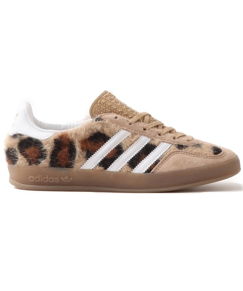 adidas（アディダス）の「adidas GAZELLE INDOOR atmos pink / アディダス ガゼル インドア アトモス ピンク【SP】（スニーカー・レディース・ブラウン・27.0cm/26.5cm/26.0cm/24.5cm/24.0cm/23.5cm/23.0cm/30.0cm/29.0cm/22.5cm/25.0cm/25.5cm/27.5cm/28.0cm/28.5cm）」の4枚目の写真