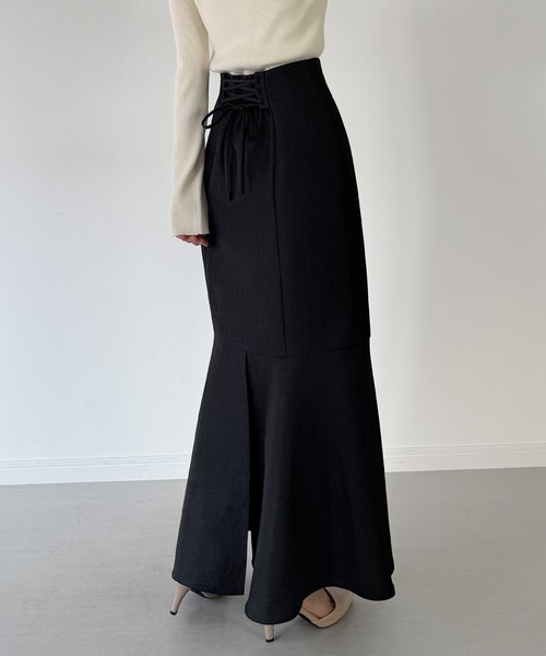 mipiarl(ミピアール)の「ハイウエストレースアップツイードマーメイドスカート(スカート・レディース・アイボリー/ブラック/チャコール・SMALL/LARGE/MEDIUM)」の14枚目の写真