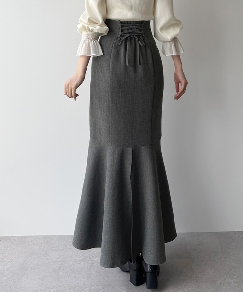 mipiarl(ミピアール)の「ハイウエストレースアップツイードマーメイドスカート(スカート・レディース・アイボリー/ブラック/チャコール・SMALL/LARGE/MEDIUM)」の17枚目の写真