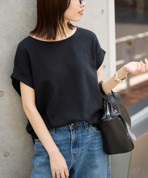 SLOBE IENA(スローブイエナ)の「《WEB限定/追加》ダンボールポンチニュアンスプルオーバー(Tシャツ/カットソー・レディース・ブラック/ホワイト/ブラウン・FREE)」の1枚目の写真