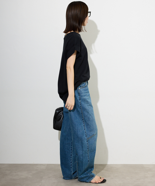 SLOBE IENA(スローブイエナ)の「《WEB限定/追加》ダンボールポンチニュアンスプルオーバー(Tシャツ/カットソー・レディース・ブラック/ホワイト/ブラウン・FREE)」の5枚目の写真
