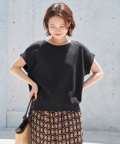 SLOBE IENA(スローブイエナ)の「《WEB限定/追加》ダンボールポンチニュアンスプルオーバー(Tシャツ/カットソー・レディース・ブラック/ホワイト/ブラウン・FREE)」の14枚目の写真