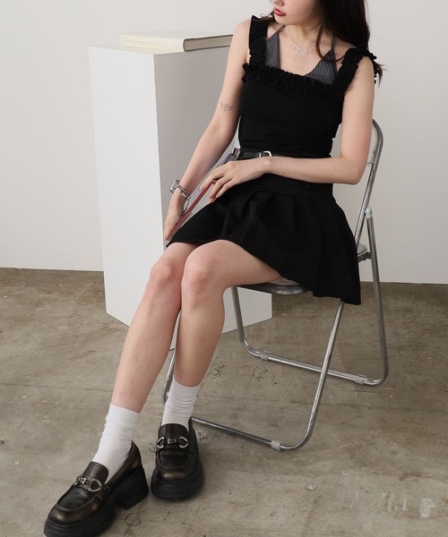 ROOPTOKYO(ループトウキョウ)の「Faux Layered Frilled Camisole / フェイクレイヤード フリルキャミソール 夏物 夏服(キャミソール・レディース・グレー/ブラック・FREE)」の7枚目の写真