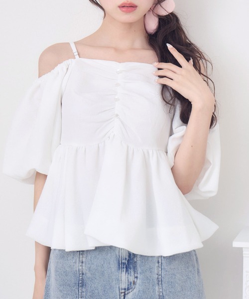 ems excite（エムズエキサイト）の「オフショルバルーンBL（シャツ/ブラウス・レディース・ホワイト/ブラック/ナチュラル・FREE）」の2枚目の写真