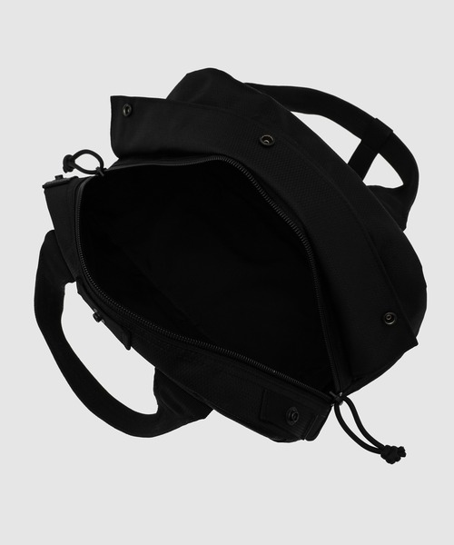 週末限定セール　 新品未使用!　BRIEFING メッセンジャーバッグ 黒 BRIEFING』W-NAME BAG（ショルダーバッグ）｜COMME des GARCONS