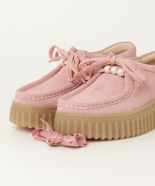 Clarks(クラークス)の「Torhill Bee / トーヒルビー(ダスティーローズスエード)(モカシン/デッキシューズ・レディース・ピンク・UK6/UK5.5/UK5/UK4.5/UK4/UK3.5/UK3)」の10枚目の写真
