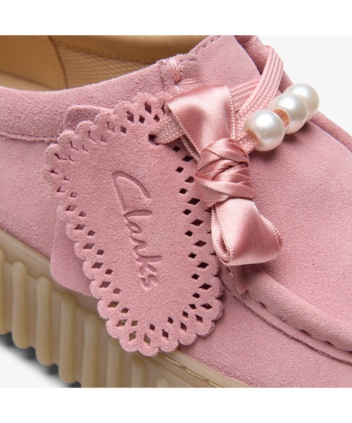 Clarks(クラークス)の「Torhill Bee / トーヒルビー(ダスティーローズスエード)(モカシン/デッキシューズ・レディース・ピンク・UK6/UK5.5/UK5/UK4.5/UK4/UK3.5/UK3)」の7枚目の写真