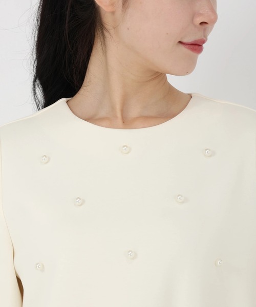 STRAWBERRY-FIELDS（ストロベリーフィールズ）の「パールライトダンボール_パール付きジャージプルオーバー（Tシャツ/カットソー・レディース・オフホワイト/グレー・2）」の8枚目の写真