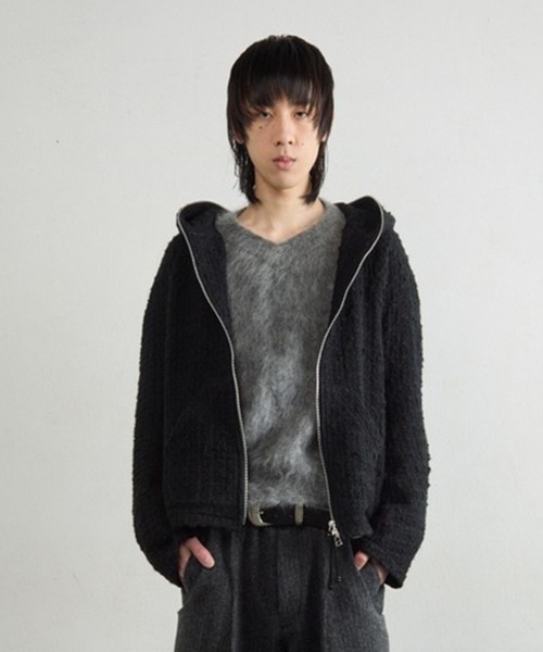 NVRFRGT(ネヴァーフォーゲット)の「FULL ZIP UP HOODIE(パーカー・メンズ・ホワイト/ブラック・1/2)」の2枚目の写真
