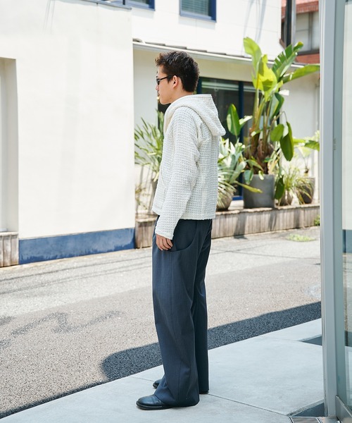 NVRFRGT(ネヴァーフォーゲット)の「FULL ZIP UP HOODIE(パーカー・メンズ・ホワイト/ブラック・1/2)」の18枚目の写真
