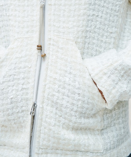 NVRFRGT(ネヴァーフォーゲット)の「FULL ZIP UP HOODIE(パーカー・メンズ・ホワイト/ブラック・1/2)」の15枚目の写真