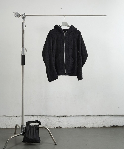 NVRFRGT(ネヴァーフォーゲット)の「FULL ZIP UP HOODIE(パーカー・メンズ・ホワイト/ブラック・1/2)」の14枚目の写真