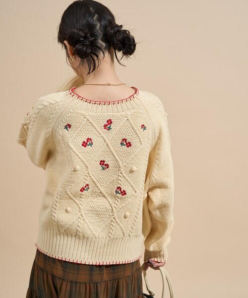 セール】花刺繍 ニットプルオーバー/ ケーブルニット（ニット