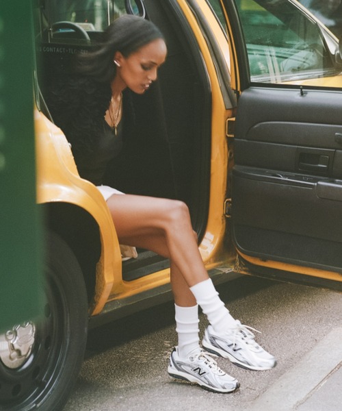 NEW BALANCE(ニューバランス)の「204L(スニーカー・メンズ・ホワイト×ブラック/ホワイト系その他・22.5cm/23.0cm/23.5cm/24.0cm/24.5cm/25.0cm/25.5cm/26.0cm/26.5cm/27.0cm/27.5cm/28.0cm/28.5cm/29.0cm)」の15枚目の写真