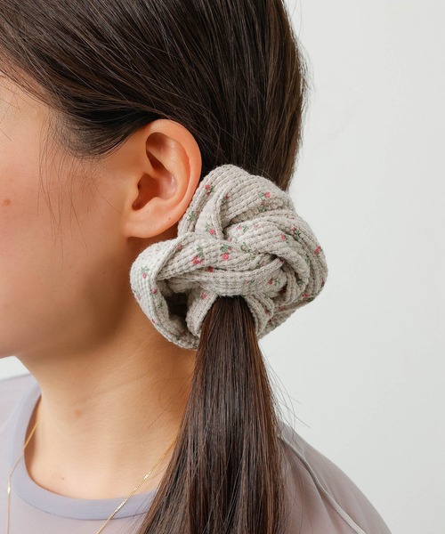 セール】コットン 花柄 ボリューム 大きめ シュシュ ヘアゴム
