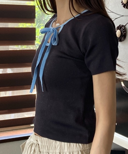 tolene(トレネ)の「ホルターネック クロップド丈 バイカラー 半袖カットソー(Tシャツ/カットソー・レディース・イエロー/ブラック・FREE)」の6枚目の写真