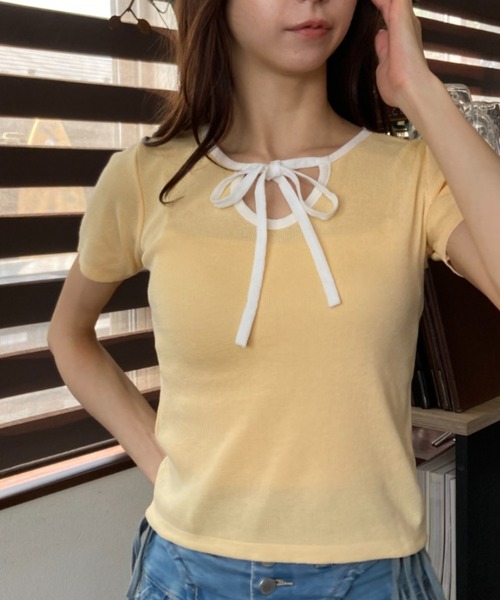 tolene(トレネ)の「ホルターネック クロップド丈 バイカラー 半袖カットソー(Tシャツ/カットソー・レディース・イエロー/ブラック・FREE)」の16枚目の写真