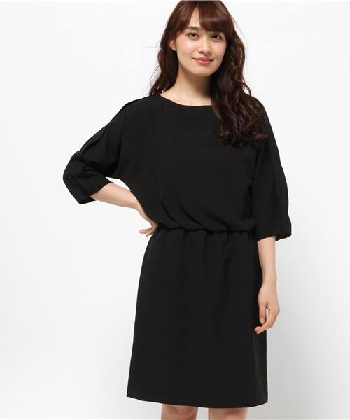 N.(N. Natural Beauty Basic)(エヌエヌナチュラルビューティーベーシック)の「テープフリルドルマンワンピース(ワンピース・レディース・ベージュ/ネイビー/グレー/ブラック・MEDIUM)」の1枚目の写真