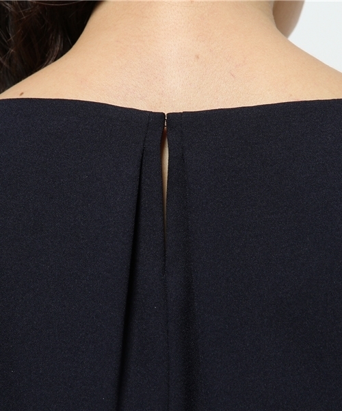 N.(N. Natural Beauty Basic)(エヌエヌナチュラルビューティーベーシック)の「テープフリルドルマンワンピース(ワンピース・レディース・ベージュ/ネイビー/グレー/ブラック・MEDIUM)」の10枚目の写真