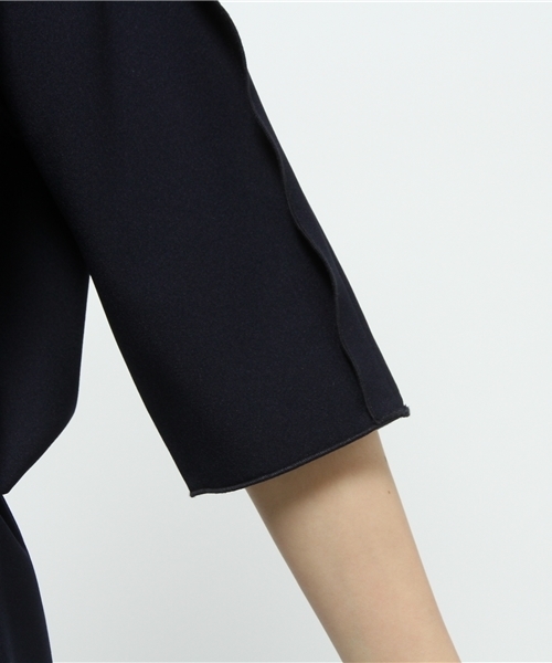N.(N. Natural Beauty Basic)(エヌエヌナチュラルビューティーベーシック)の「テープフリルドルマンワンピース(ワンピース・レディース・ベージュ/ネイビー/グレー/ブラック・MEDIUM)」の11枚目の写真