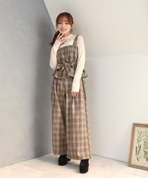 セットアップ」に該当するCECIL McBEE（セシルマクビー）の