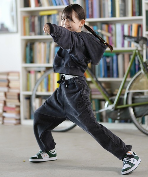 DC（ディーシー）の「DC/ディーシー 25 KD HIDDEN FLEECE PANT キッズ ロンパン YPT254508（その他パンツ・キッズ・ベージュ/ブラック・130cm/140cm/150cm/160cm）」の5枚目の写真