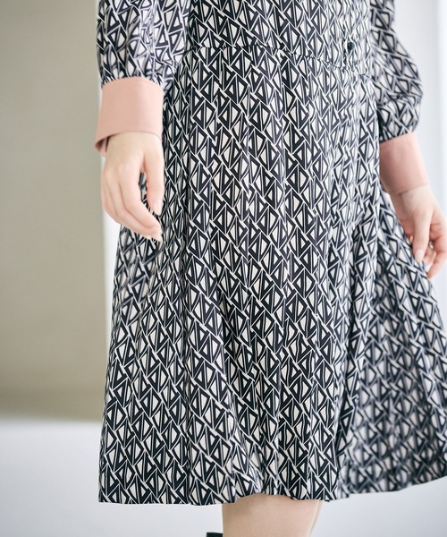 セール】ビジュー釦ヴィンテージ風ワンピース（ワンピース）｜Audie a