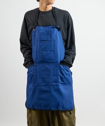 THE BAREFOOT（ベアフット）の「難燃加工リップストップホルターネックエプロン　IZI（エプロン）」