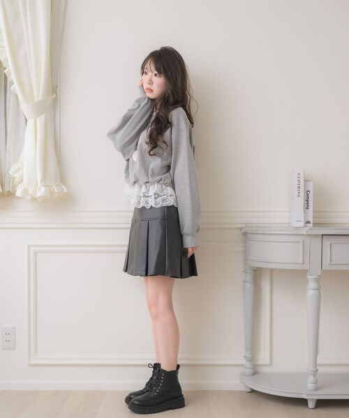 ems excite(エムズエキサイト)の「裾レーストレーナー(Tシャツ/カットソー・レディース・レッド/ダークグレー/ナチュラル・FREE)」の20枚目の写真
