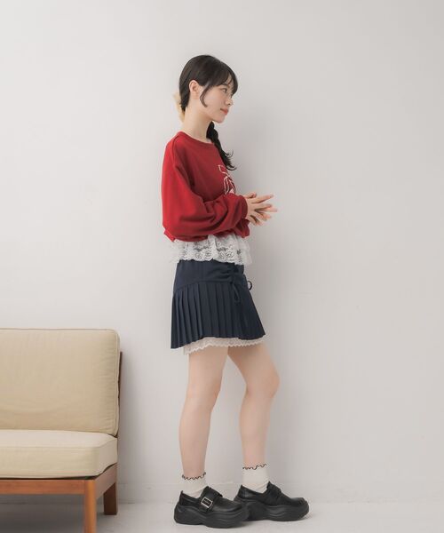 ems excite(エムズエキサイト)の「裾レーストレーナー(Tシャツ/カットソー・レディース・レッド/ダークグレー/ナチュラル・FREE)」の8枚目の写真