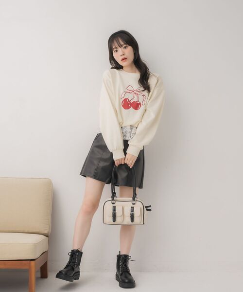 ems excite(エムズエキサイト)の「裾レーストレーナー(Tシャツ/カットソー・レディース・レッド/ダークグレー/ナチュラル・FREE)」の14枚目の写真