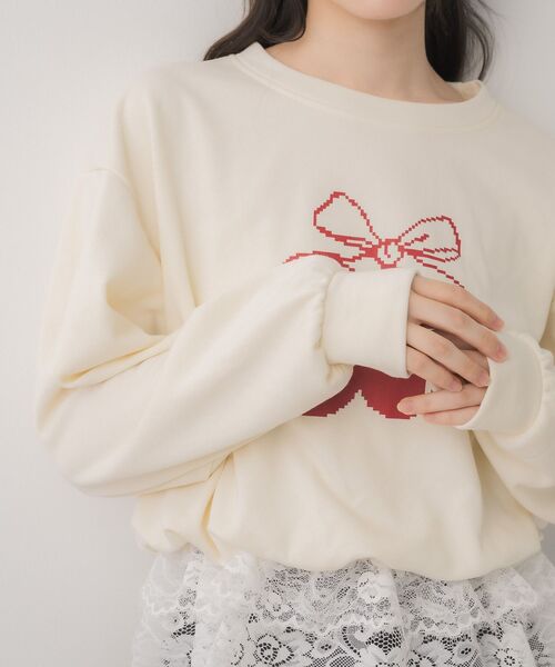 ems excite(エムズエキサイト)の「裾レーストレーナー(Tシャツ/カットソー・レディース・レッド/ダークグレー/ナチュラル・FREE)」の4枚目の写真