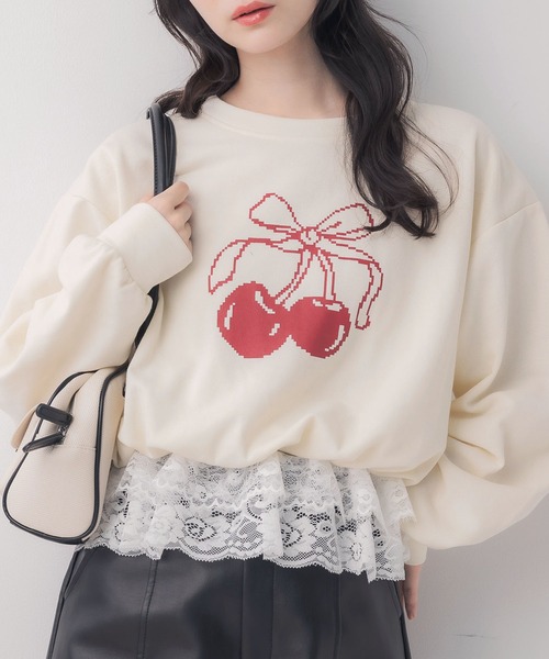 ems excite(エムズエキサイト)の「裾レーストレーナー(Tシャツ/カットソー・レディース・レッド/ダークグレー/ナチュラル・FREE)」の2枚目の写真