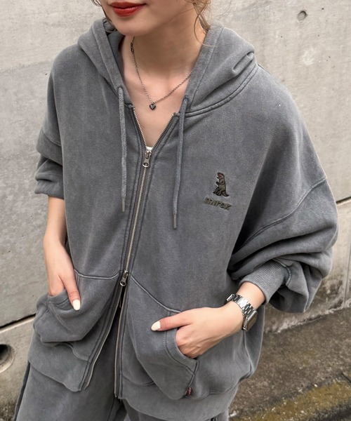 セール】【m:rex】ミニ恐竜刺しゅうフードZIPパーカー（パーカー