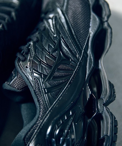 MIZUNO(ミズノ )の「【MUZUNO】WAVE PROPHECY LS(スニーカー・メンズ・ホワイト/ブラック・26.5cm/27.5cm/28cm)」の8枚目の写真