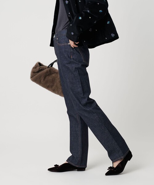 upperhights(アッパーハイツ)の「<upper hights>THE AMALIE ストレートデニムパンツ(デニムパンツ・レディース・ネイビー・25/24/23)」の11枚目の写真