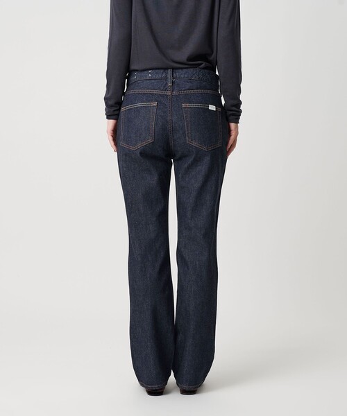 upperhights(アッパーハイツ)の「<upper hights>THE AMALIE ストレートデニムパンツ(デニムパンツ・レディース・ネイビー・25/24/23)」の17枚目の写真