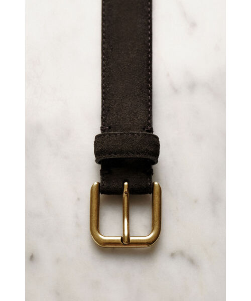 COS（コス）の「スエードベルト（ベルト・メンズ・ダークブラウン・L/S/XS/M）」の2枚目の写真