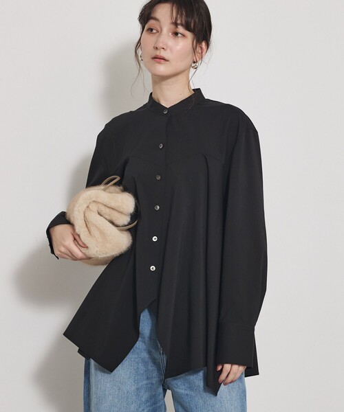 qualite(カリテ)の「【ニットにレイヤードしてもかわいい!】ランダムヘムシャツ/秋服/オフィスカジュアル(シャツ/ブラウス・レディース・オフホワイト/ブルー/ブラック・フリー)」の2枚目の写真