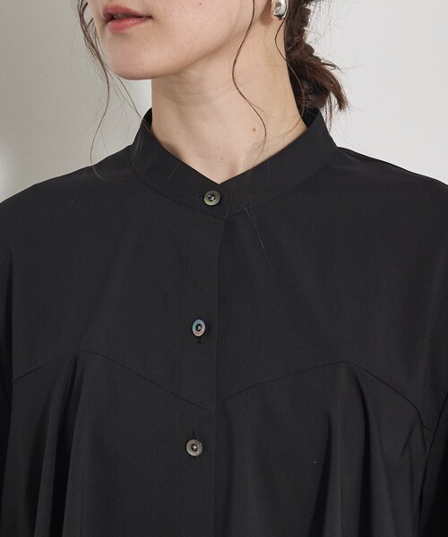 qualite(カリテ)の「【ニットにレイヤードしてもかわいい!】ランダムヘムシャツ/秋服/オフィスカジュアル(シャツ/ブラウス・レディース・オフホワイト/ブルー/ブラック・フリー)」の18枚目の写真