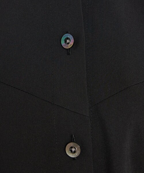 qualite(カリテ)の「【ニットにレイヤードしてもかわいい!】ランダムヘムシャツ/秋服/オフィスカジュアル(シャツ/ブラウス・レディース・オフホワイト/ブルー/ブラック・フリー)」の21枚目の写真